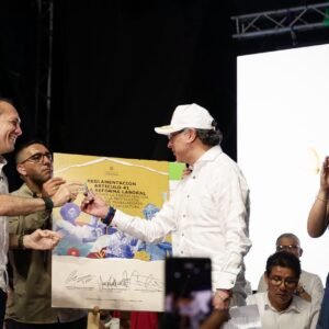 Contrato laboral de trabajadores de las artes y la cultura: reglamentación del artículo 41 de la reforma laboral en Colombia (Ley 2466 de 2025)